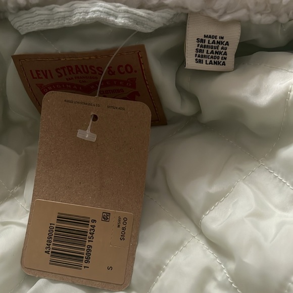 LEVI’S Sherpa Baby Baggy Cropped Trucker Jacket, NWT - Picture 10 of 12